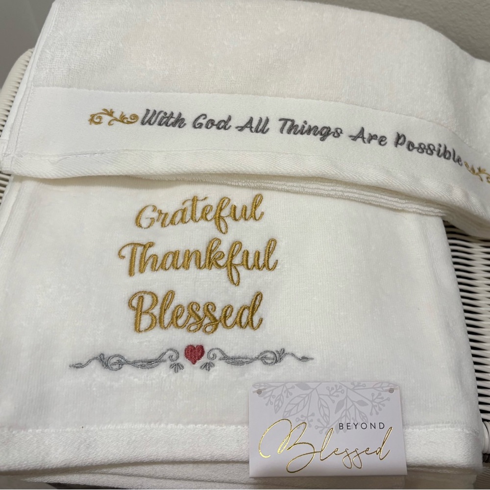 White Embroidered Towel Set